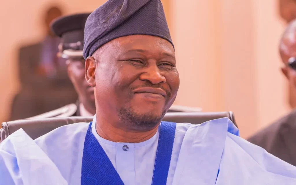 Unpatriotic Nigerians